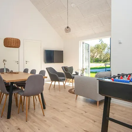 4 Bedroom Amazing In Romo Semesterbostad *