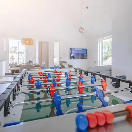 Semesterbostad 4 Bedroom Amazing In Romo Kongsmark